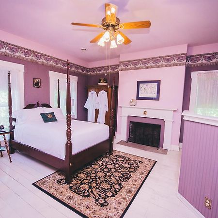 Old Caledonian Bed & Breakfast Buitenkant foto