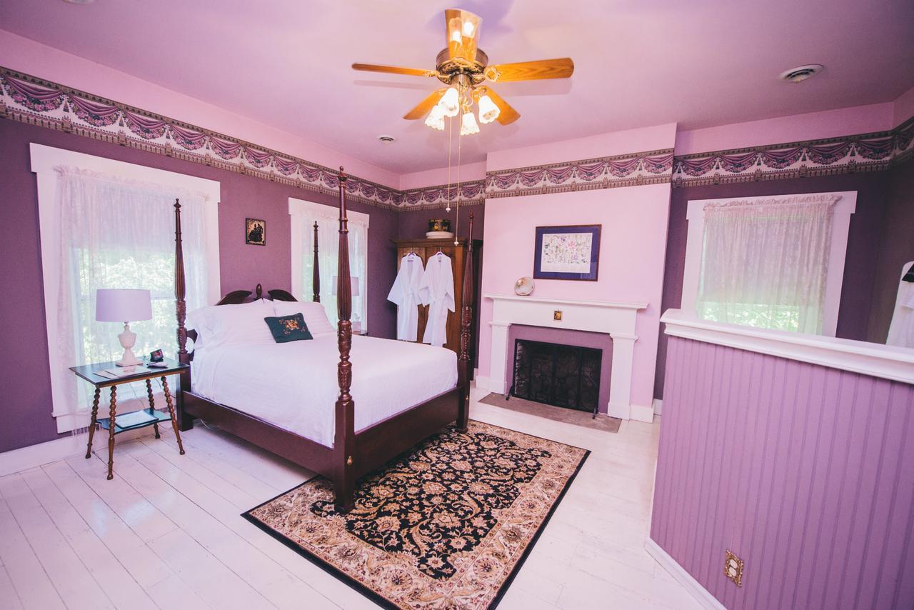 Old Caledonian Bed & Breakfast Buitenkant foto