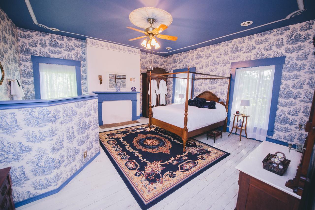 Old Caledonian Bed & Breakfast Buitenkant foto