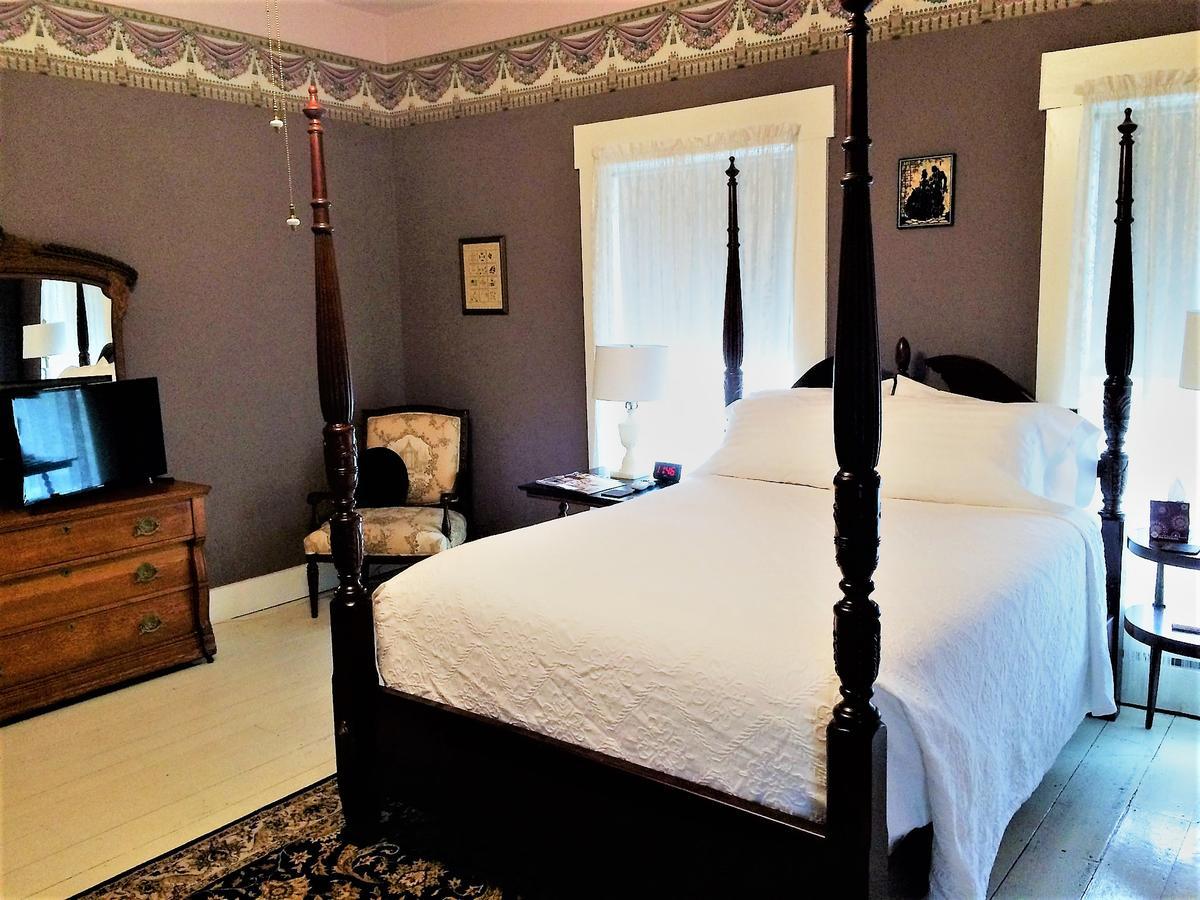Old Caledonian Bed & Breakfast Buitenkant foto
